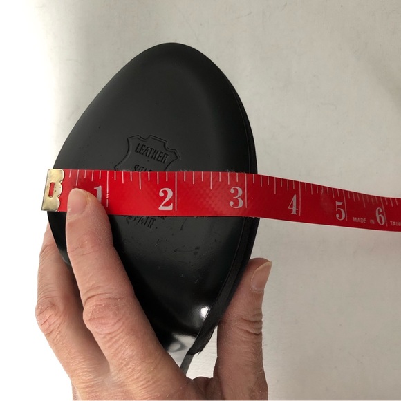 NWT Stuart Weitzman Feathered Black Satin Strapless Heels Size 6 - Picture 17 of 17